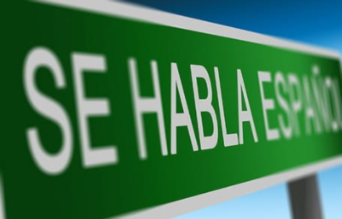 Se habla español sign