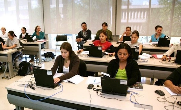 participants in a LCSL 505 class session